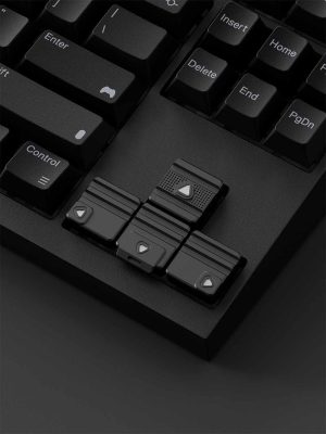 80Retros Vector - Black with Silver keycap khi lắp lên phím